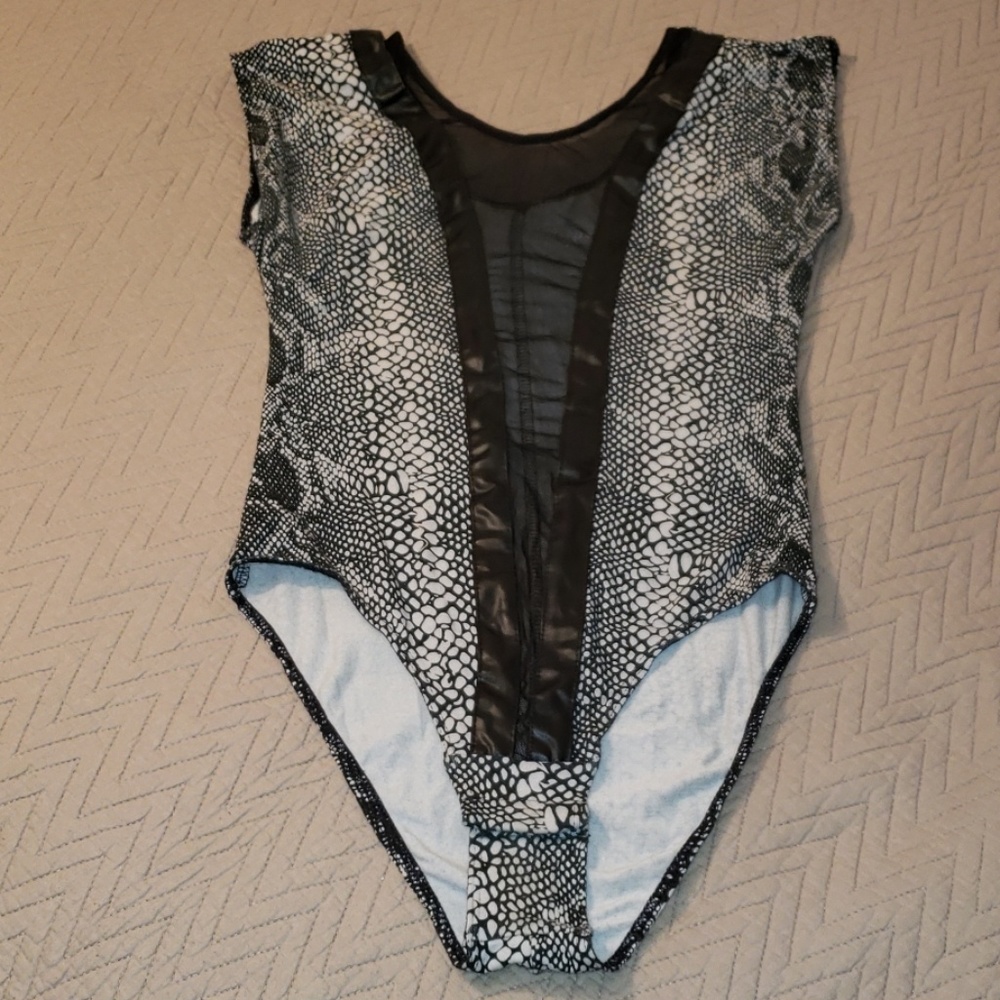 Black & White Body Suit